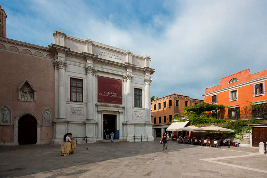 Gallerie-Accademia-art-museum-venice-entrance-facade-inexhibit