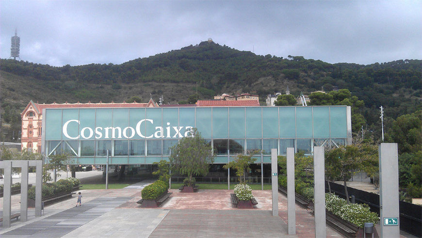 cosmocaixa-barcelona-exterior-view-Mark-Huguet