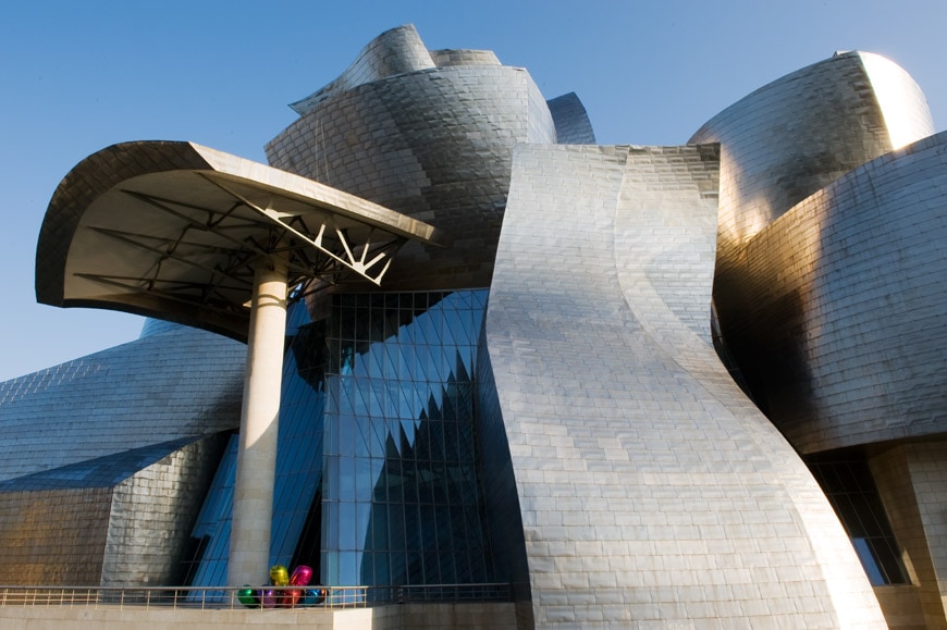 Guggenheim Bilbao Frank Gehry extérieur 14