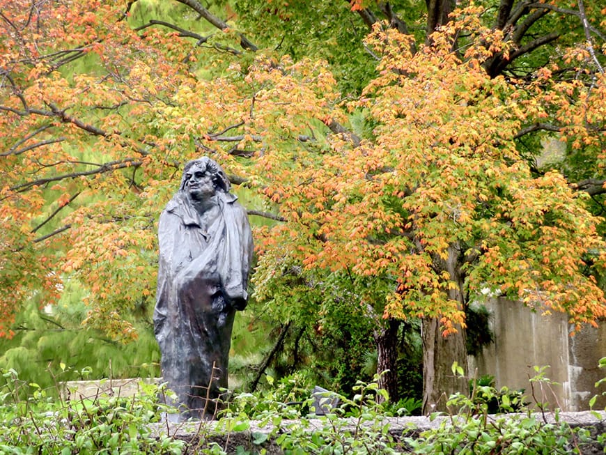Hirshhorn Museum, Washington DC, garden with Rodin sculpture