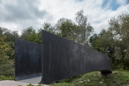 AOC-bridge-in-Vrapice-photo-BoysPlayNice-015