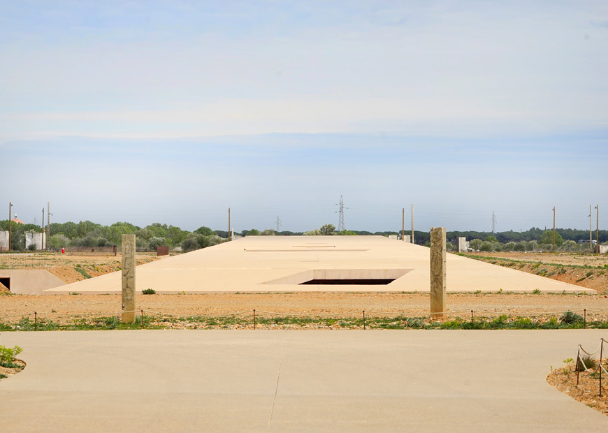 Rivesaltes-memorial-photo-J-P-Dalbera-Flickr-CC-BY-2.0
