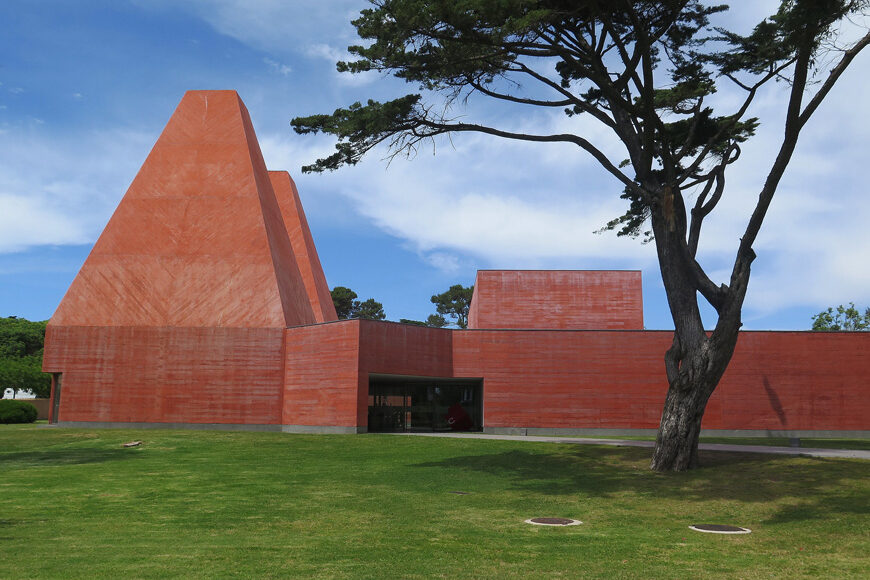 Casa-Paula-Rego-Photo-Andy-Maguire-Flickr