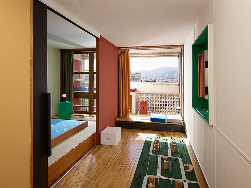 Le Corbusier, Unité Habitation Marseille, apartment interior view 3