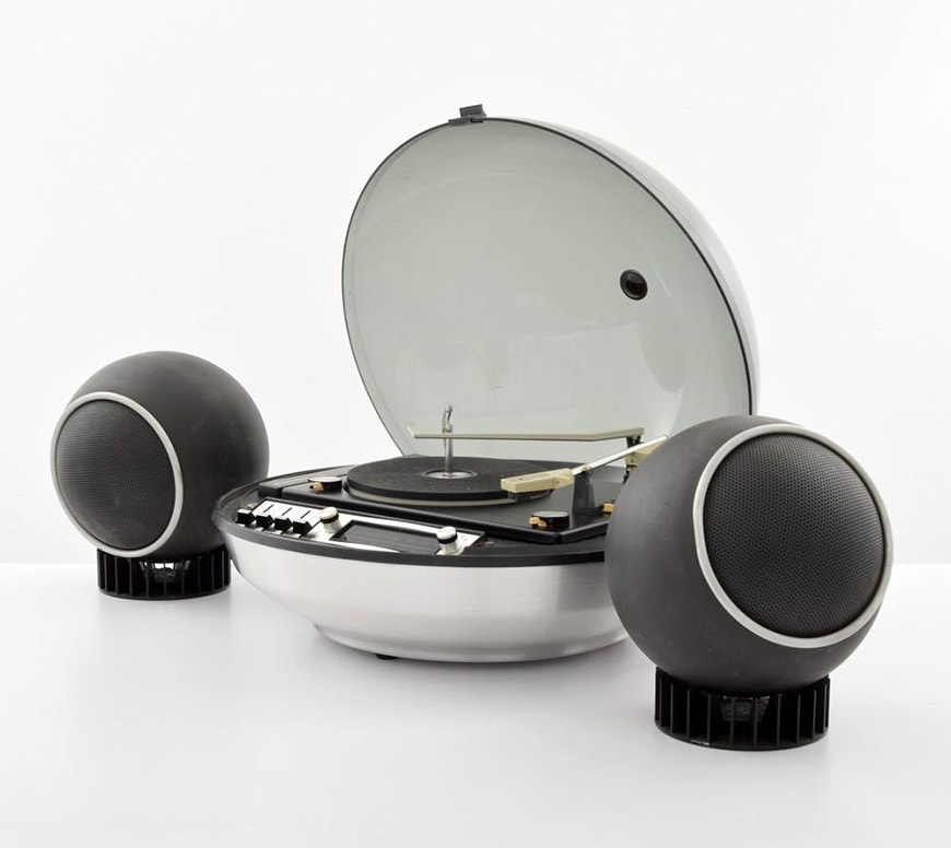 Electrohome Apollo 860 turntable and speakers 1970