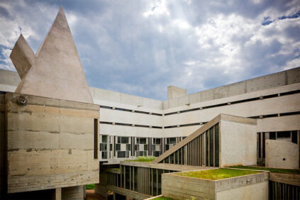 Le Corbusier – Monastery of Sainte Marie de la Tourette, Éveux, France