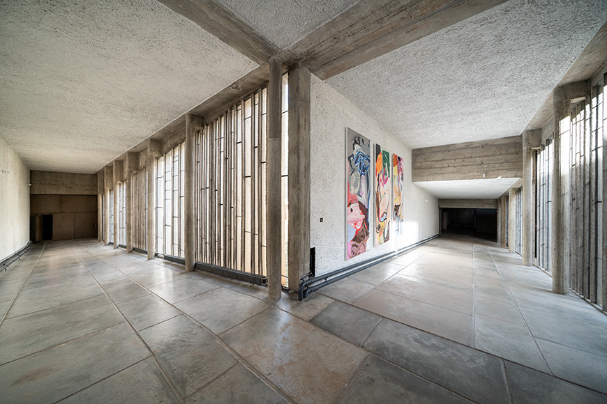 Sainte Marie de La Tourette Convent by Le Corbusier, interior 06 Bianchini