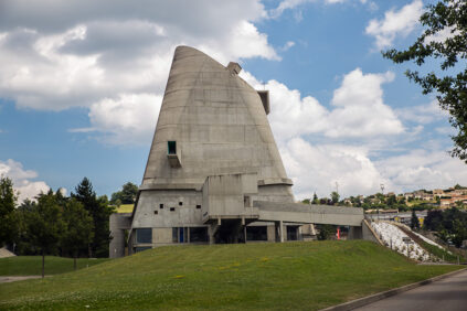 Saint-Pierre de Firminy church, Le Corbusier 1